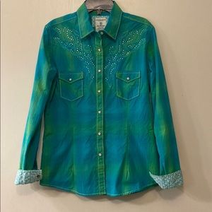 Western Style size small long sleeve shirt